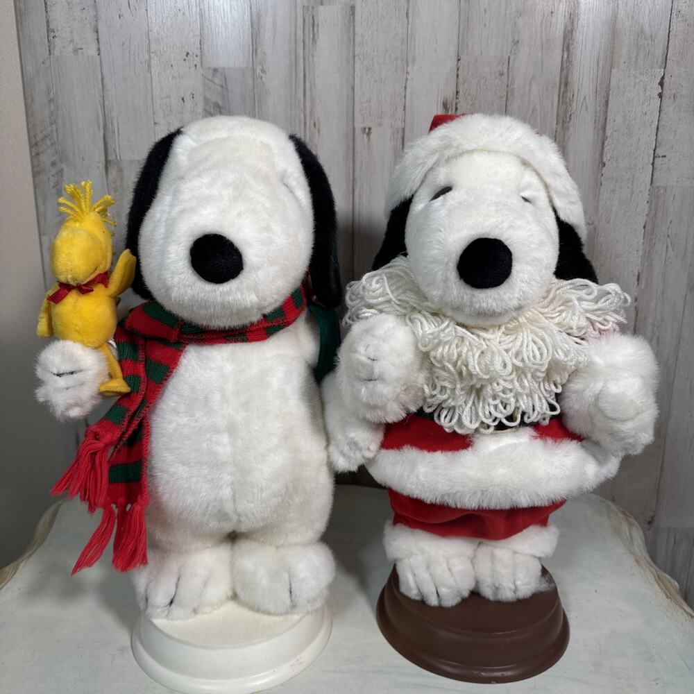 Snoopy Animated Christmas Figures Set of Two Peanuts